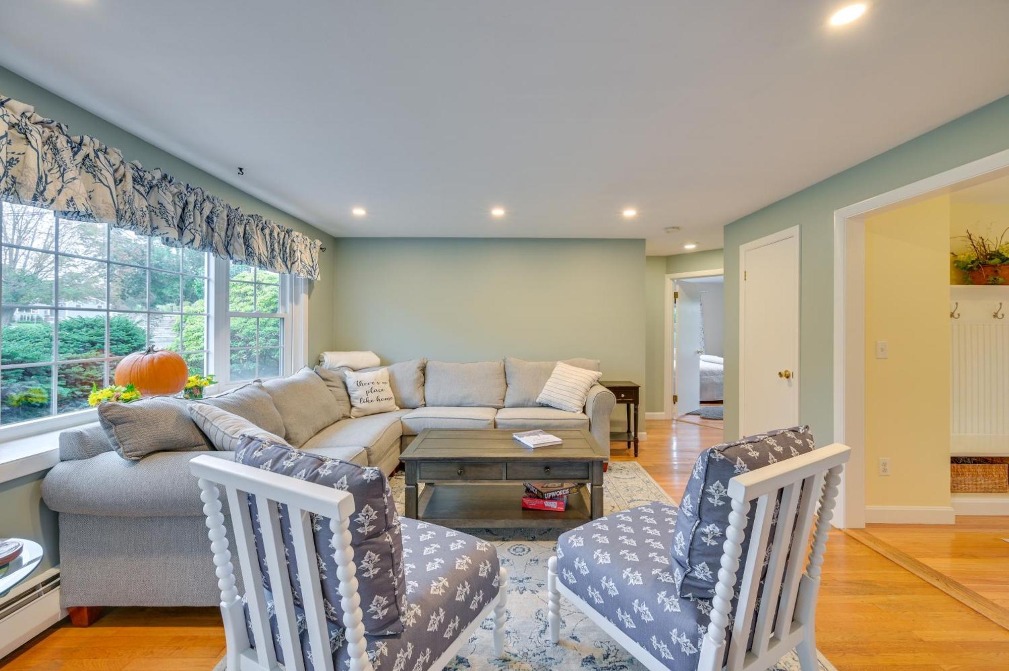 Marblehead Retreat With Sprawling Yard And Gas Grill! Apartment Ngoại thất bức ảnh